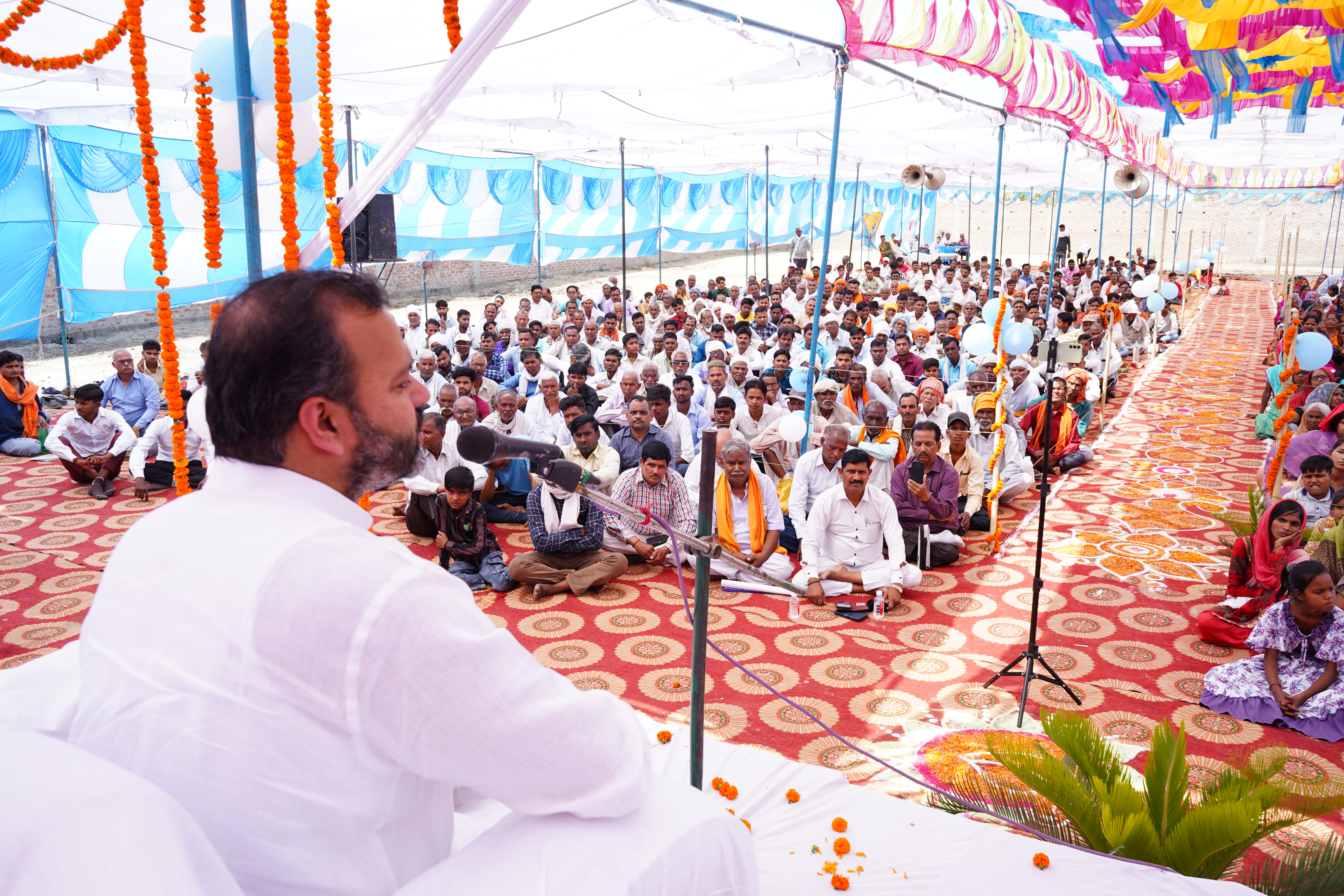 आध्यात्म से जुड़ाव का पहला नियम है शुद्ध आहार और विचार – Devendra Mohan Bhaiyaji